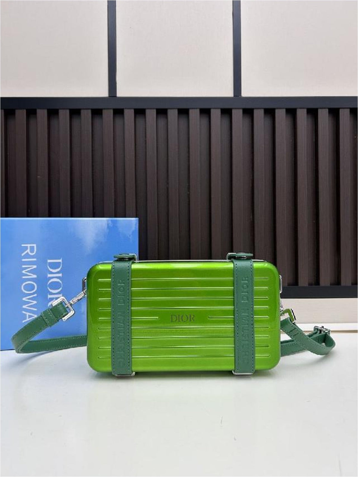 CHRISTIAN CROSS-BODY CLUTCH 2.0