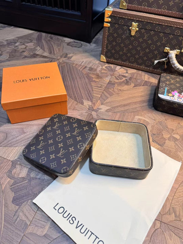 CUSTOM LV SQUARE VANITY BOX