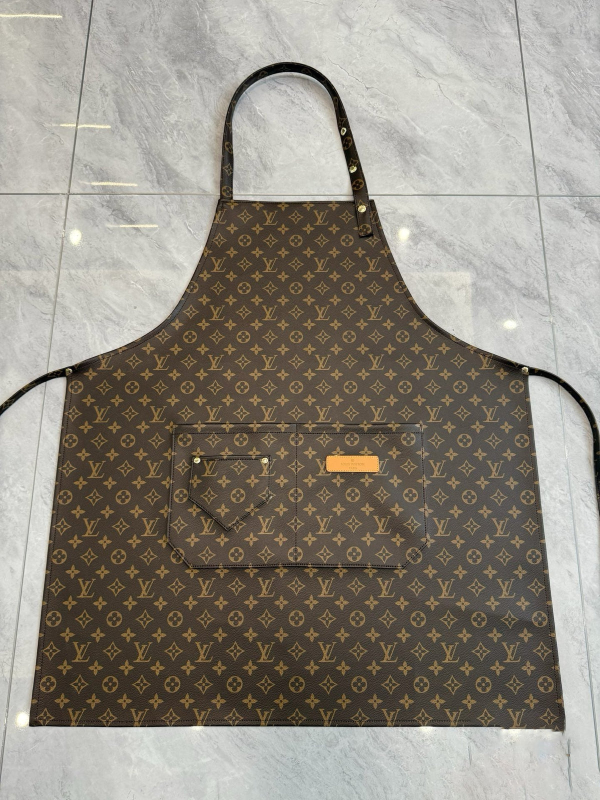 CUSTOM LV LEATHER APRON