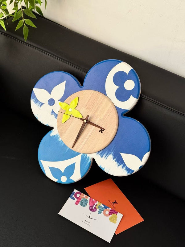 LV VIVIENNE CLOCK
