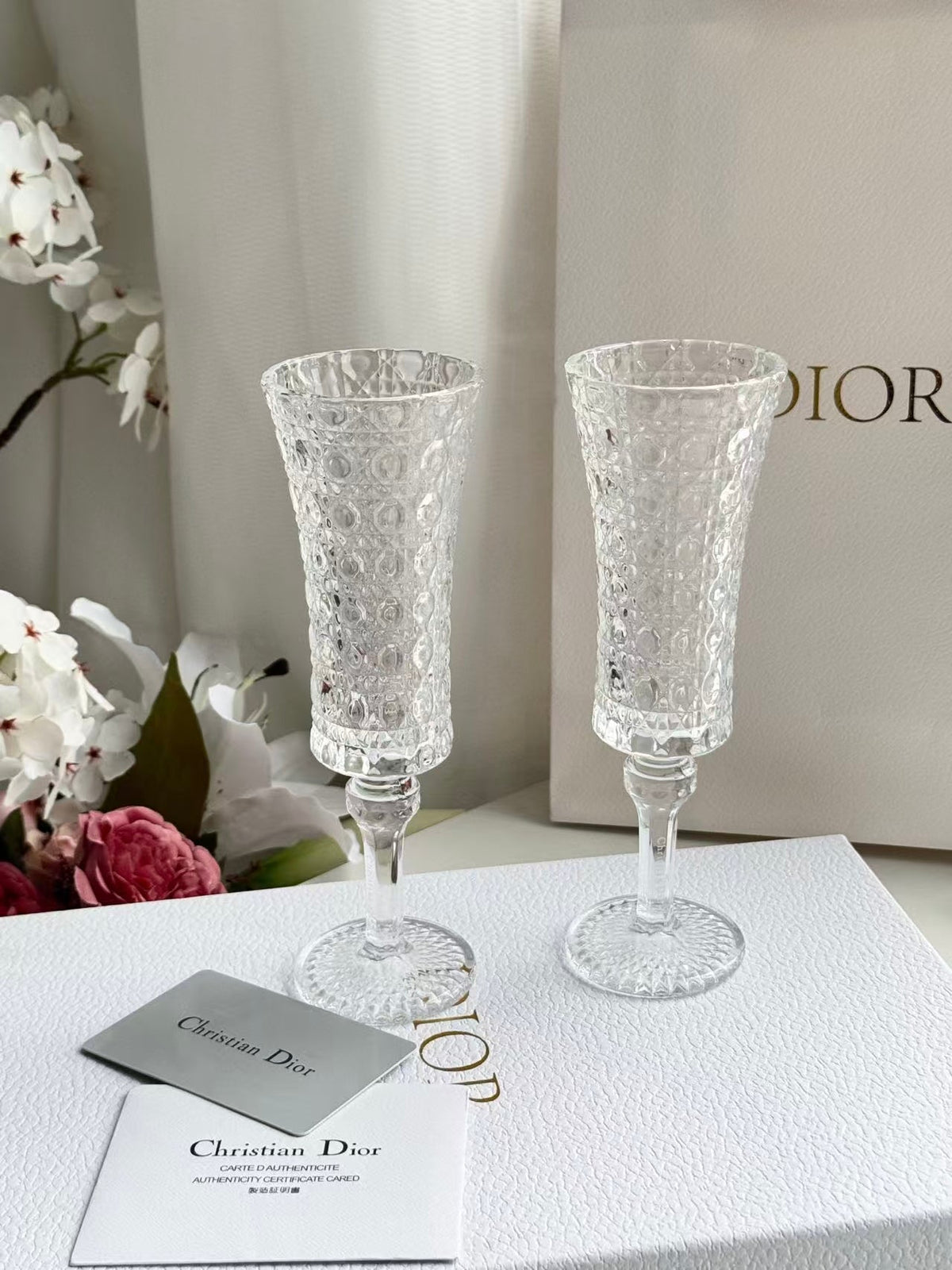 CHRISTIAN CHAMPAGNE GLASS SET